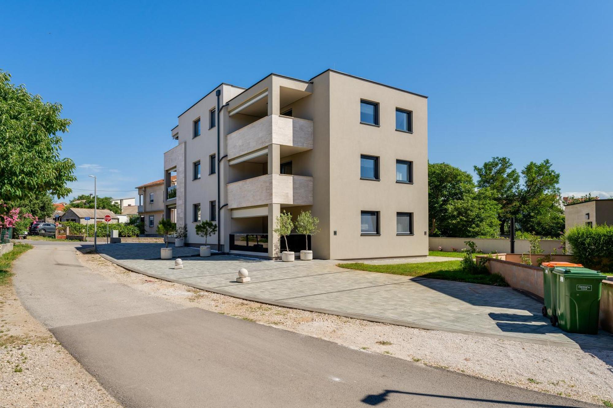 Salt Bloom Apartments Nin Exterior foto