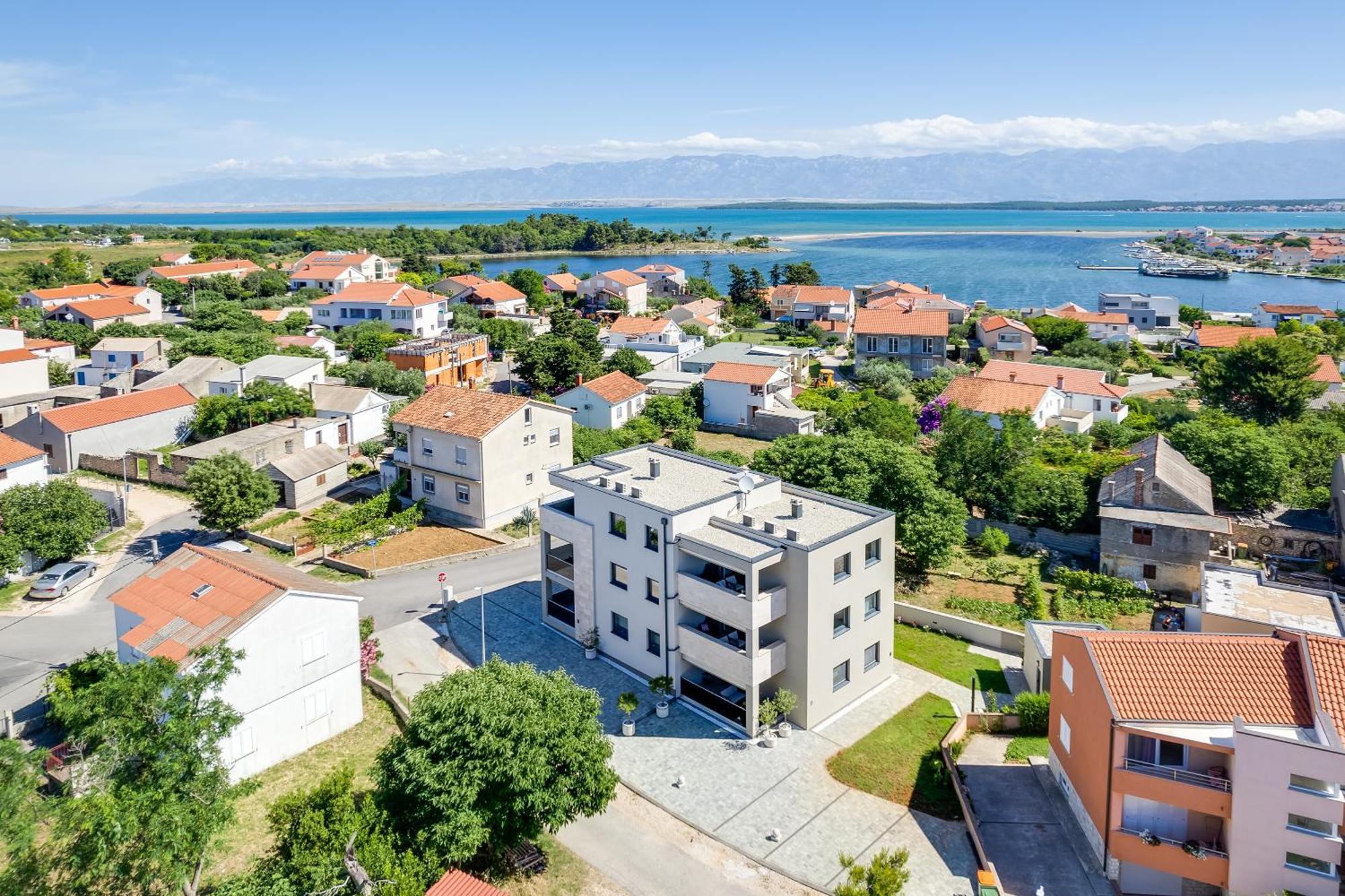 Salt Bloom Apartments Nin Exterior foto